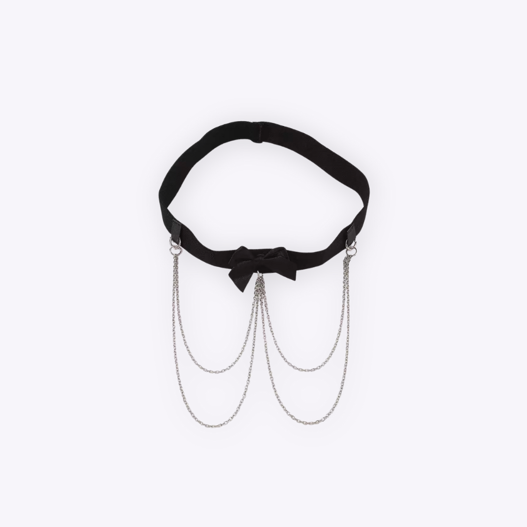 Image of Midnight Bow Thigh Chain